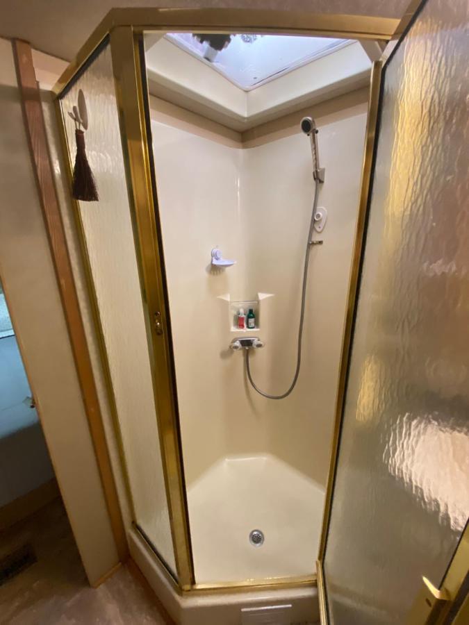 Remodeled And Comfortable Rv - Free Parking Маями Екстериор снимка