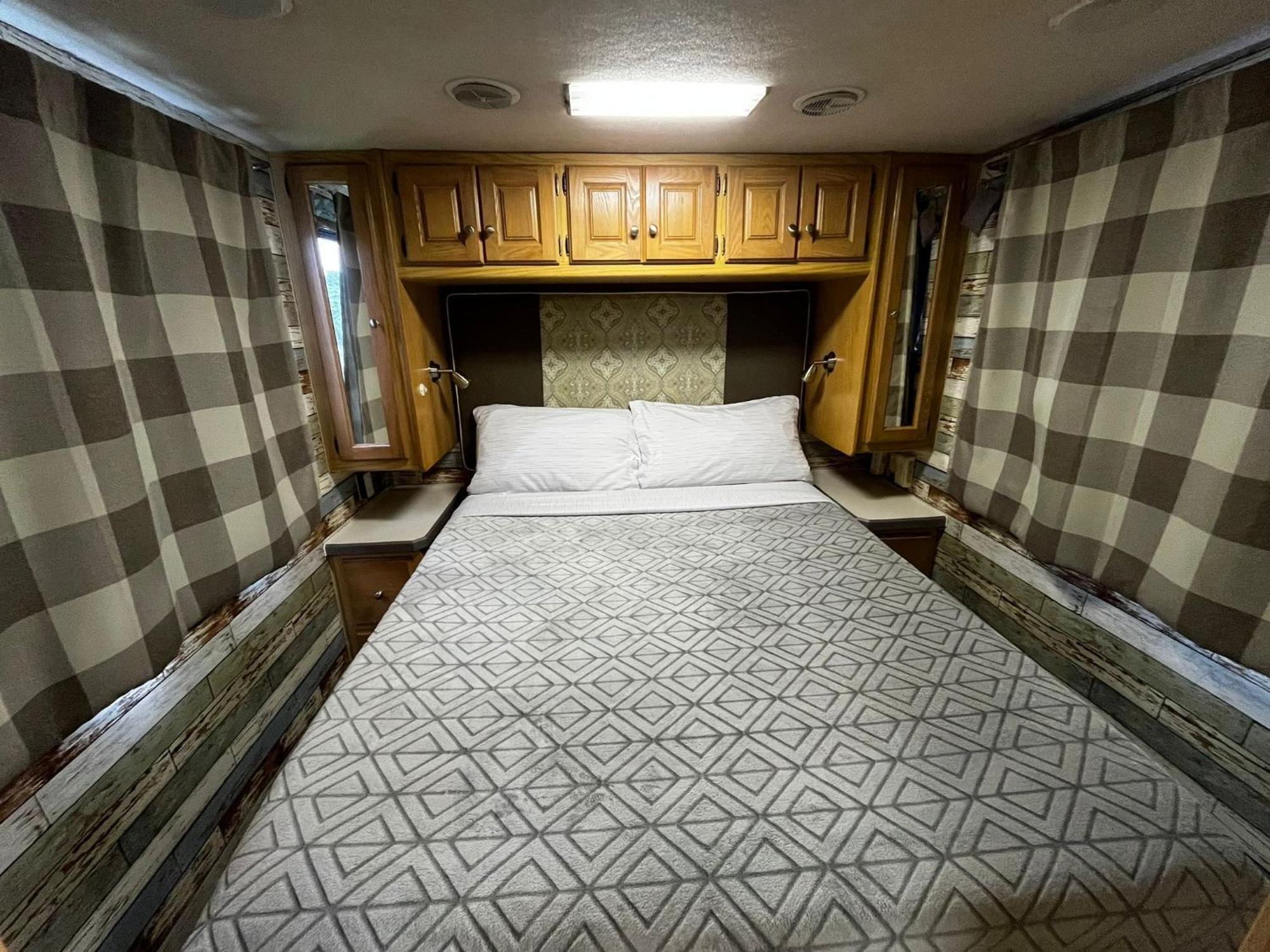 Remodeled And Comfortable Rv - Free Parking Маями Екстериор снимка