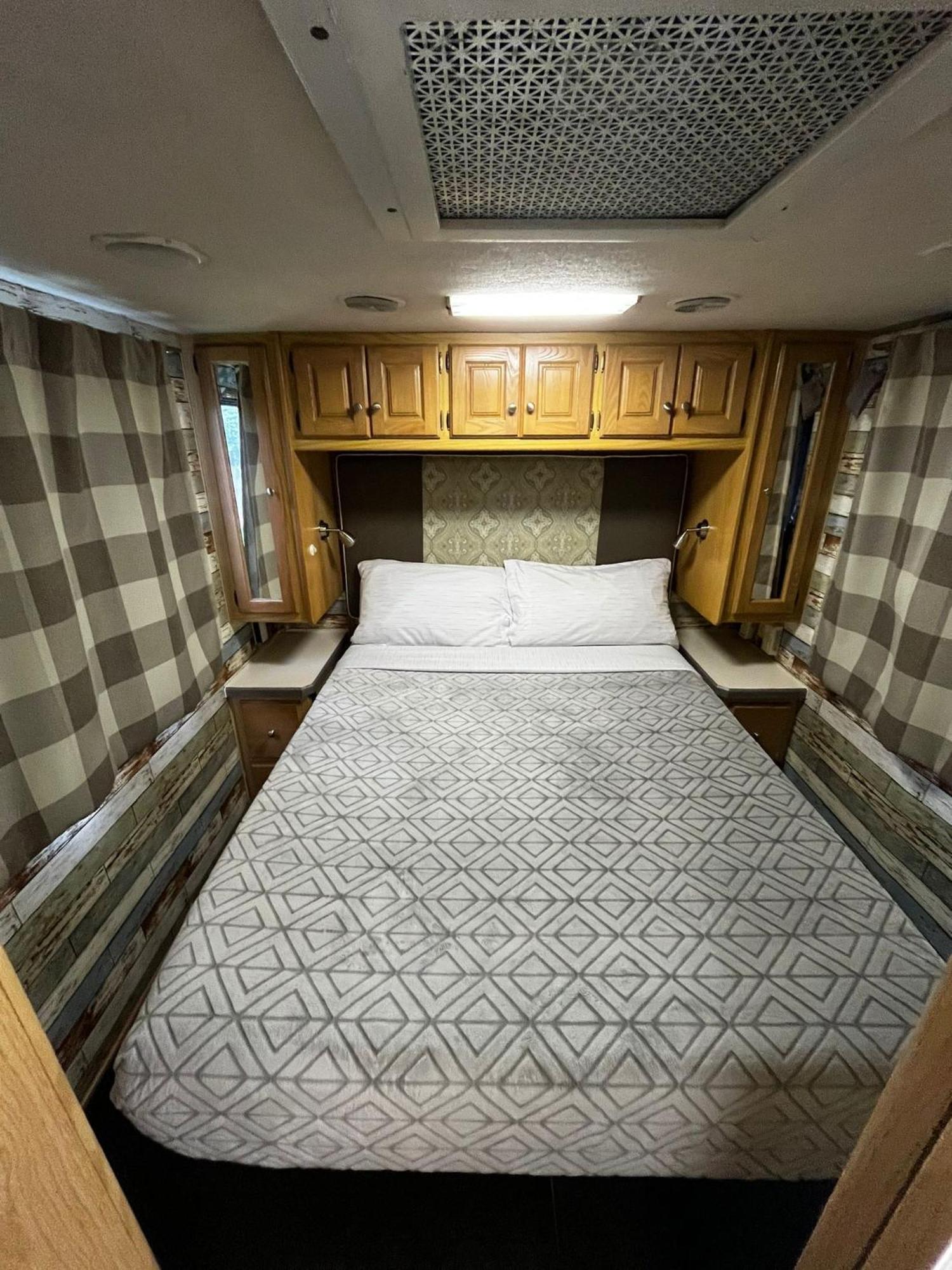Remodeled And Comfortable Rv - Free Parking Маями Екстериор снимка